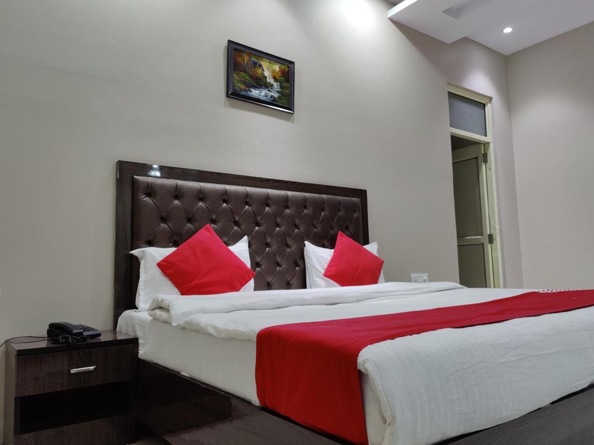 Hotel Kailash Mansarovar And Banquet Hall Bareilly Bagian luar foto